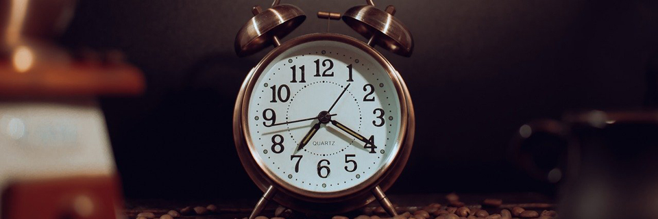 clock showing the time